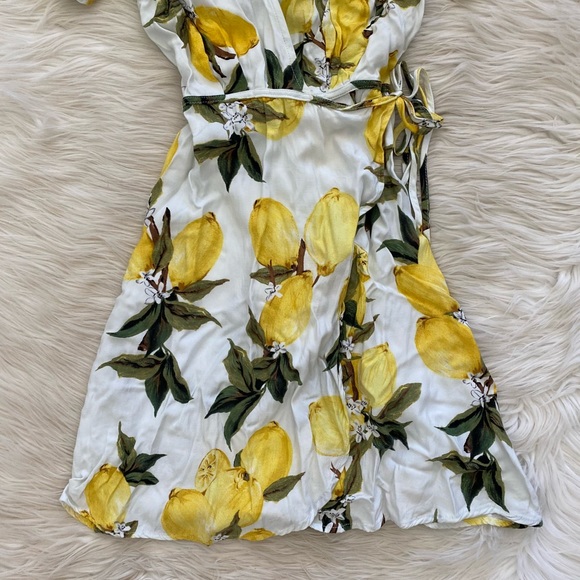 Lulus Lemon Print Short Sleeve True Wrap Dress - Picture 4 of 12
